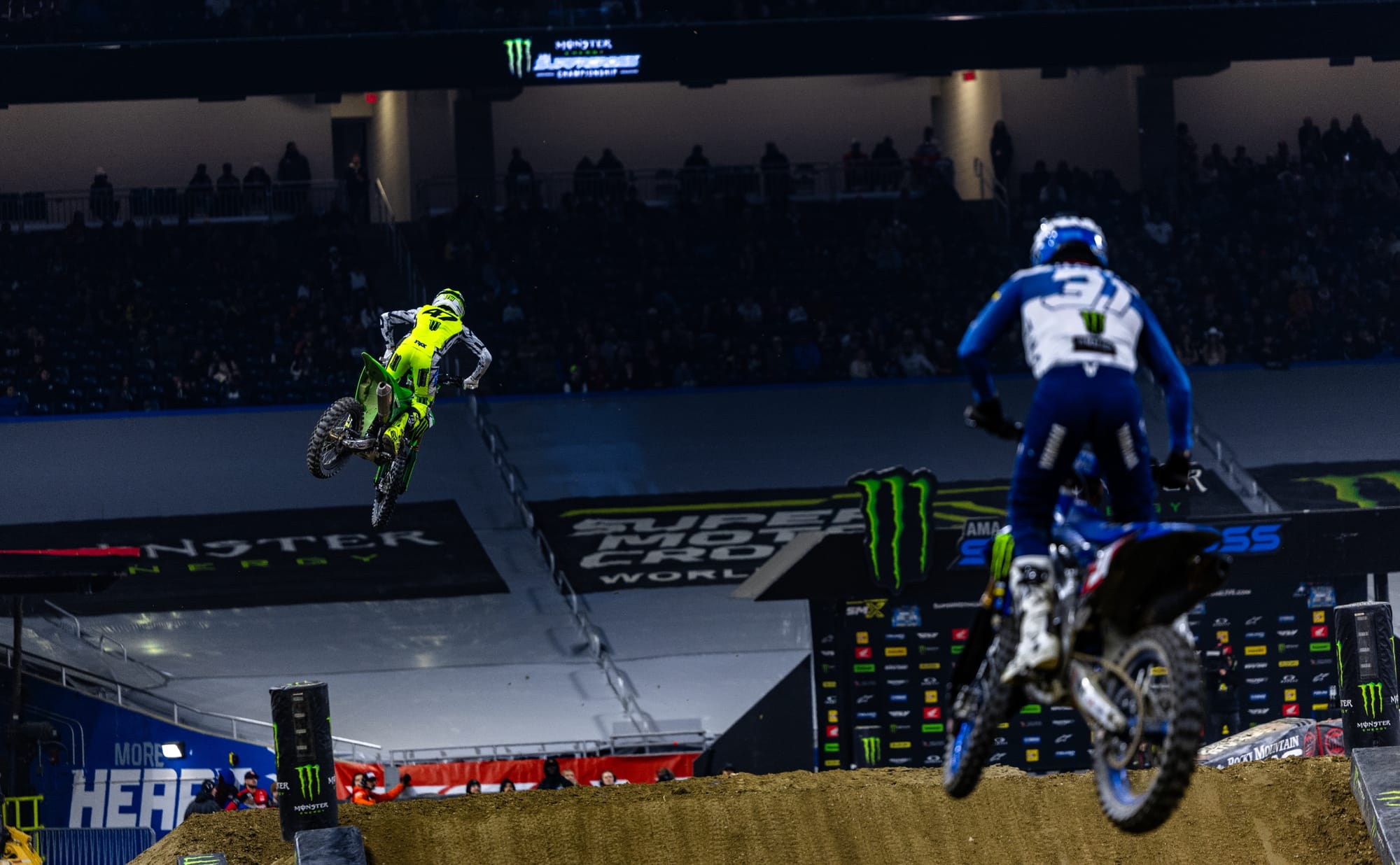 Levi Kitchen pulls away from Max Anstie after 2025 Detroit Supercross restart